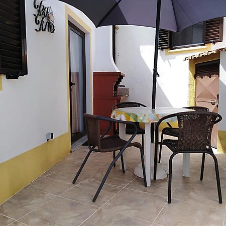 Ferienwohnung Harmonia Ouzenda Exterior foto
